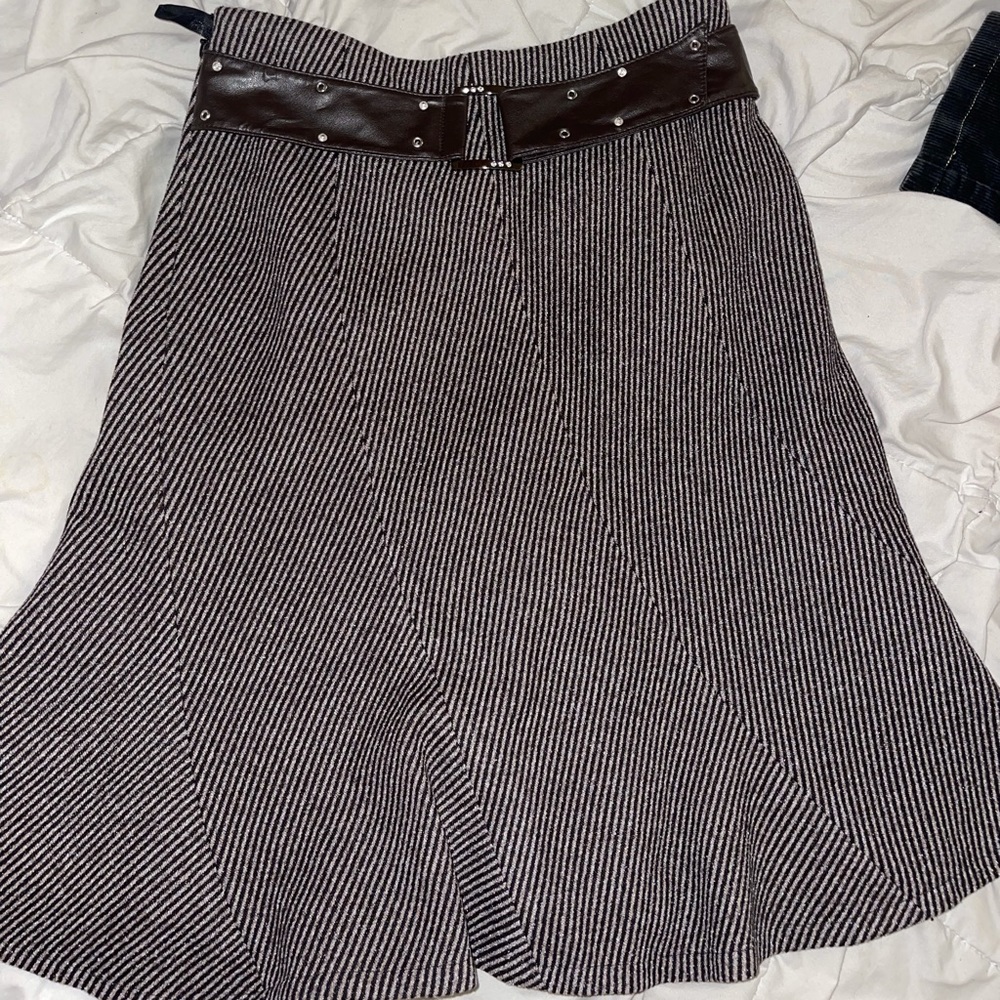 Lidisi striped buckle skirt